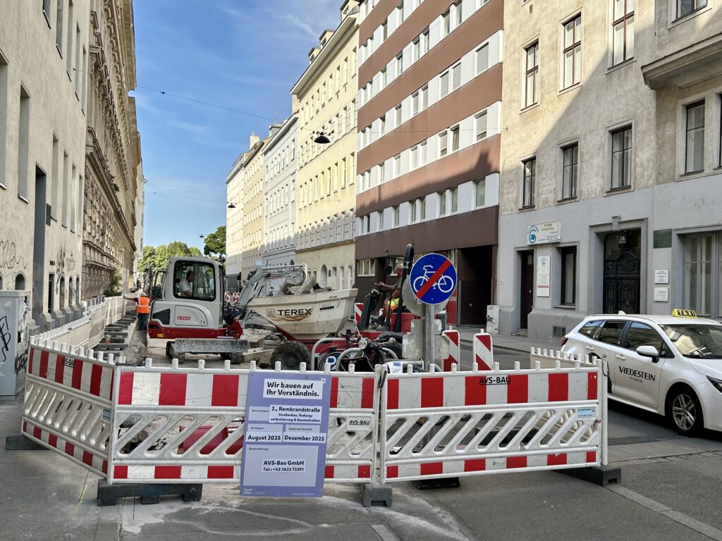 Umbau der Rembrandstraße: Keine Umleitung für Radfahrende.